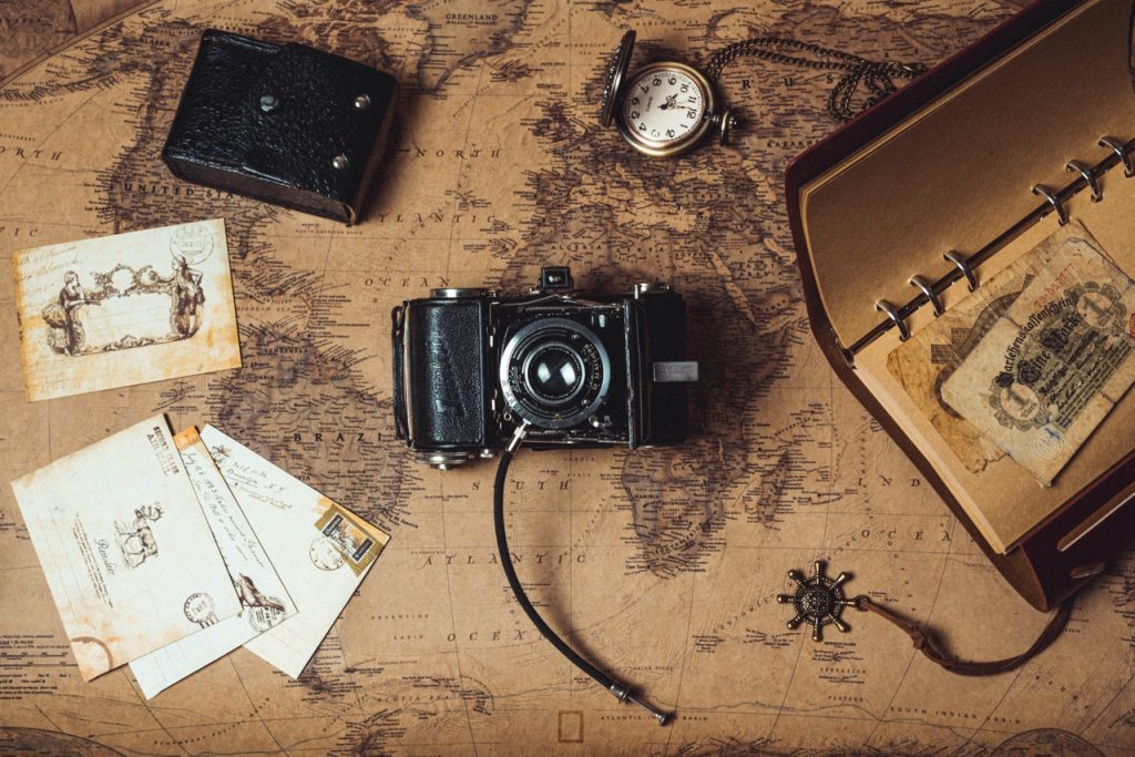 black-1-lens-camera-3014826